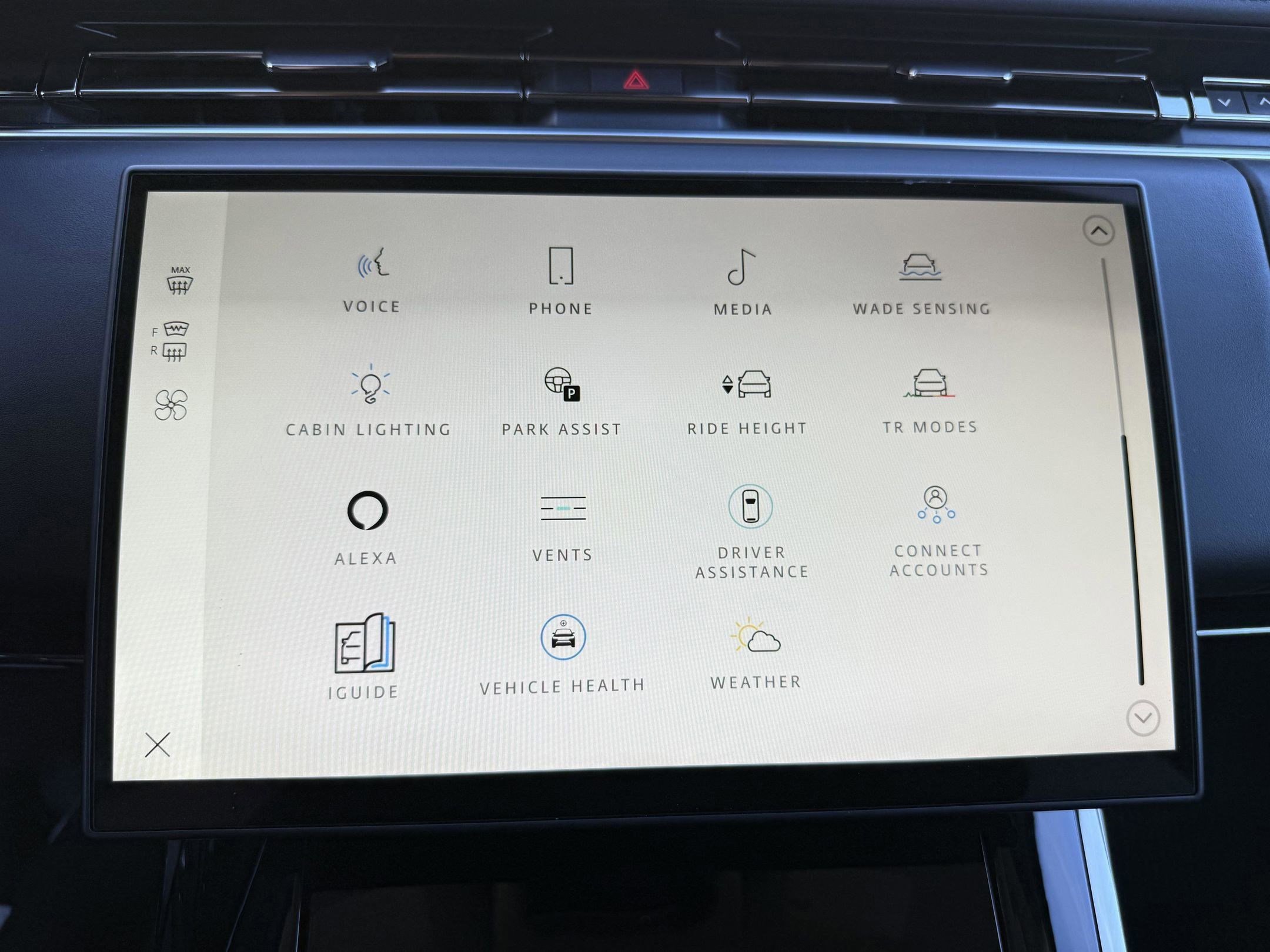 Certified 2024 Land Rover Range Rover Sport SE image 29