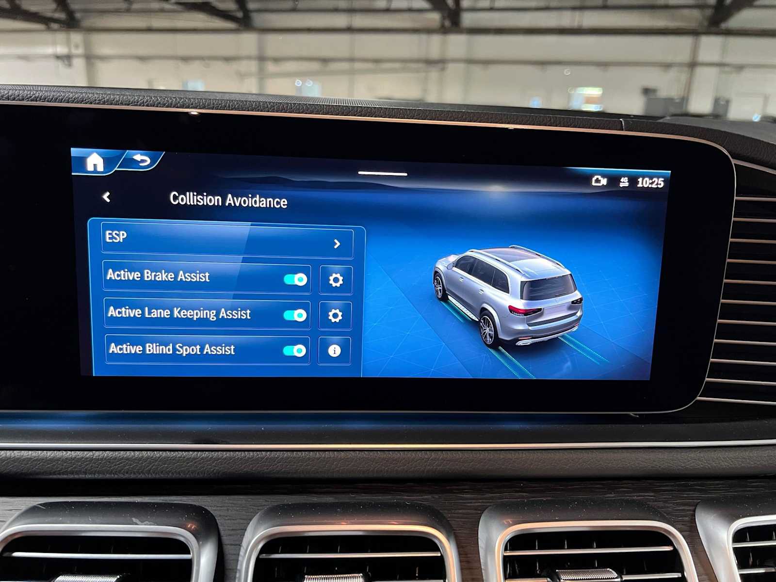 New 2026 Mercedes-Benz GLS 450 4MATIC image 39