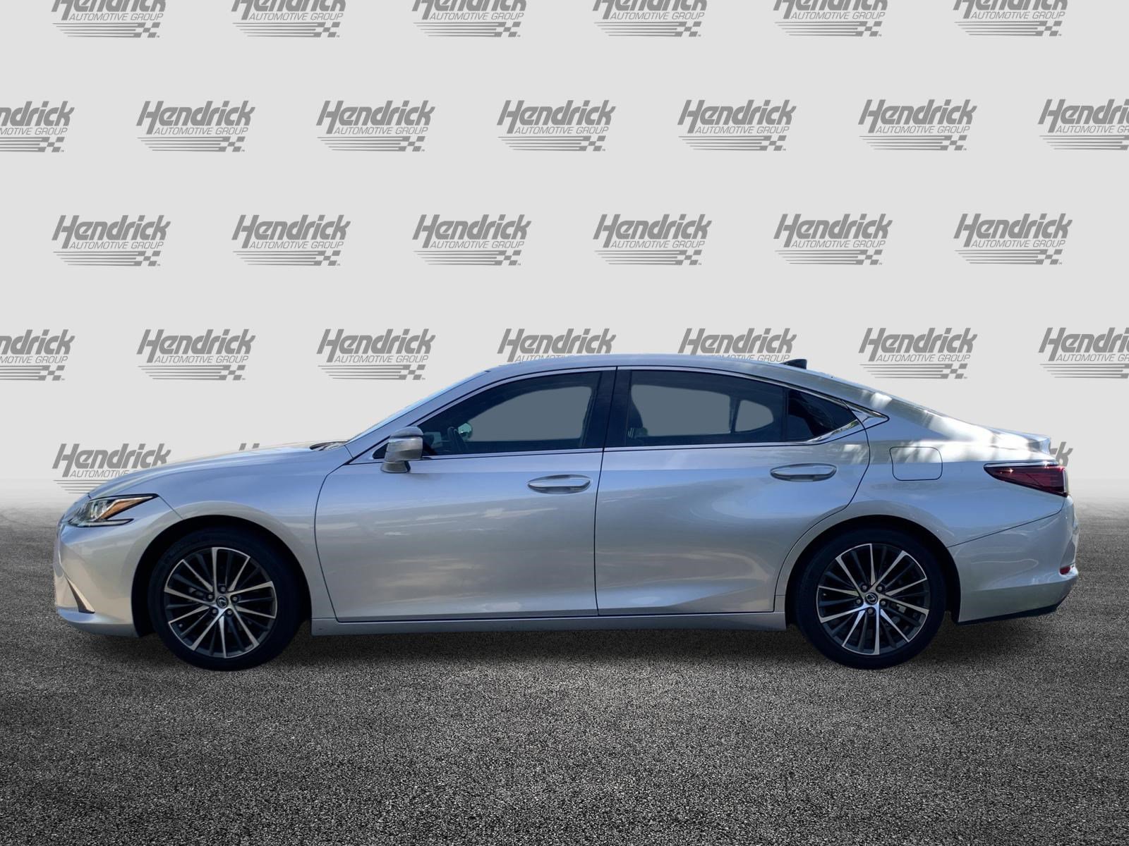 Used 2023 Lexus ES 350 w/ Premium Package image 2