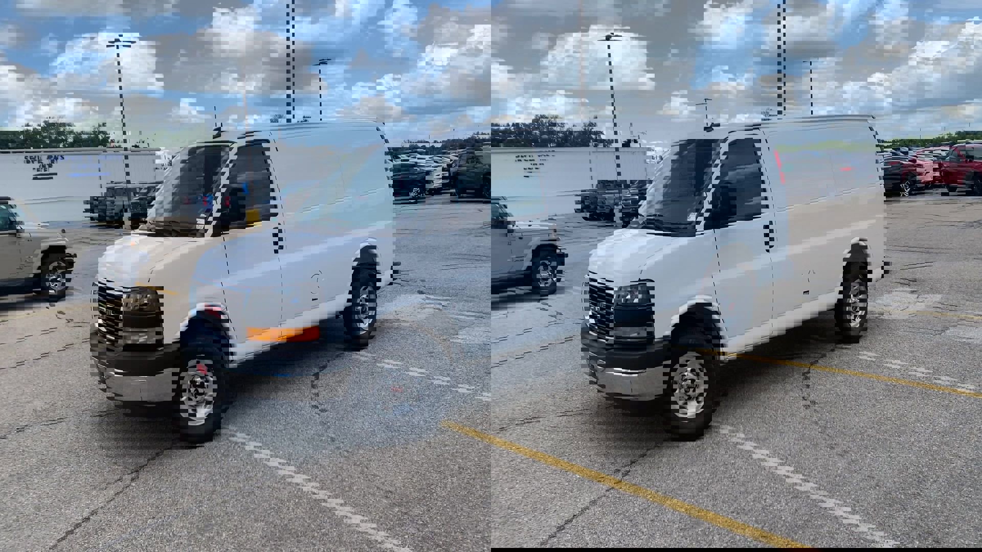 New 2025 GMC Savana 2500 Work Van w/ Driver Convenience Package image 28