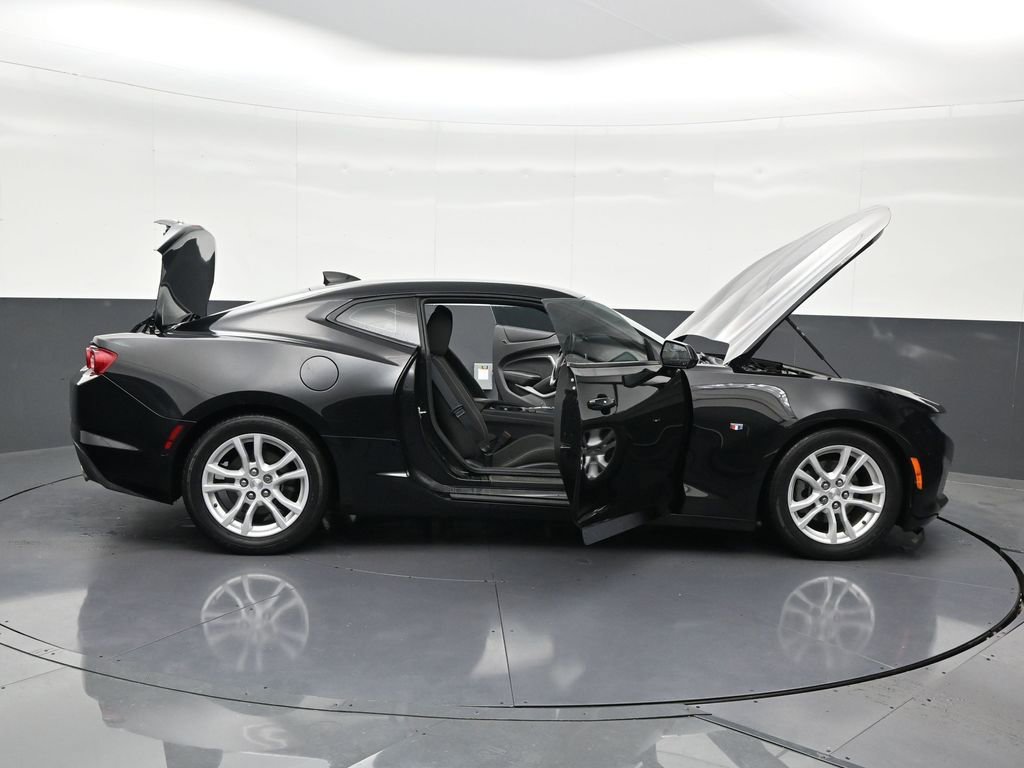 Used 2019 Chevrolet Camaro LS image 31