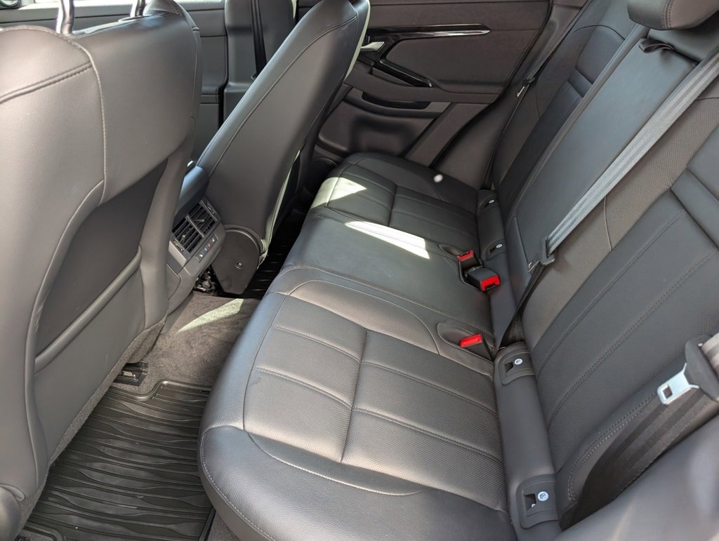 Used 2024 Land Rover Range Rover Evoque Dynamic SE image 27