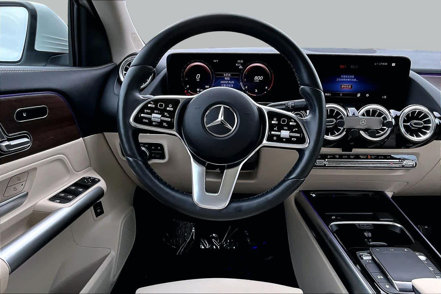 Used 2023 Mercedes-Benz GLA 250 4MATIC image 6