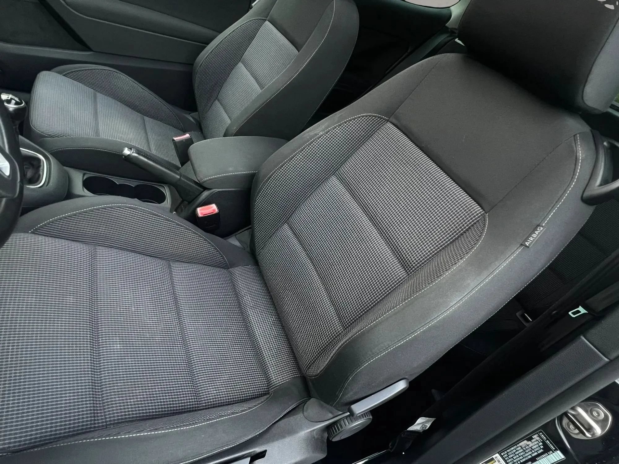 Used 2012 Volkswagen Golf TDI FWD image 9