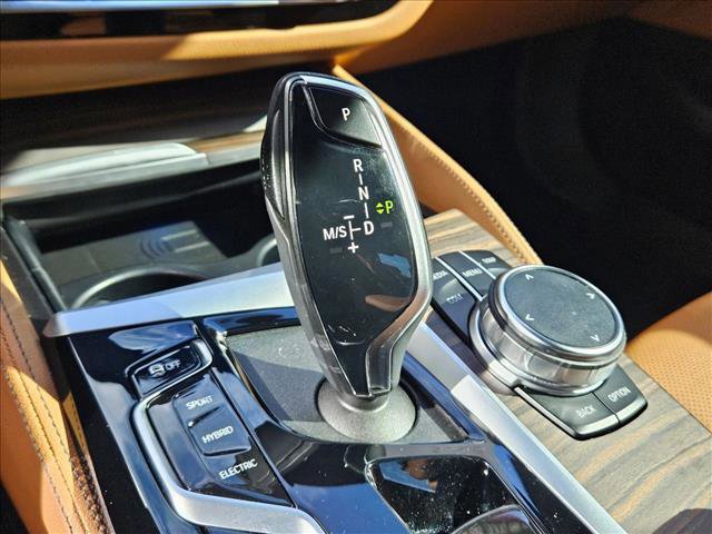 Certified 2023 BMW 530e w/ M Sport Package image 14