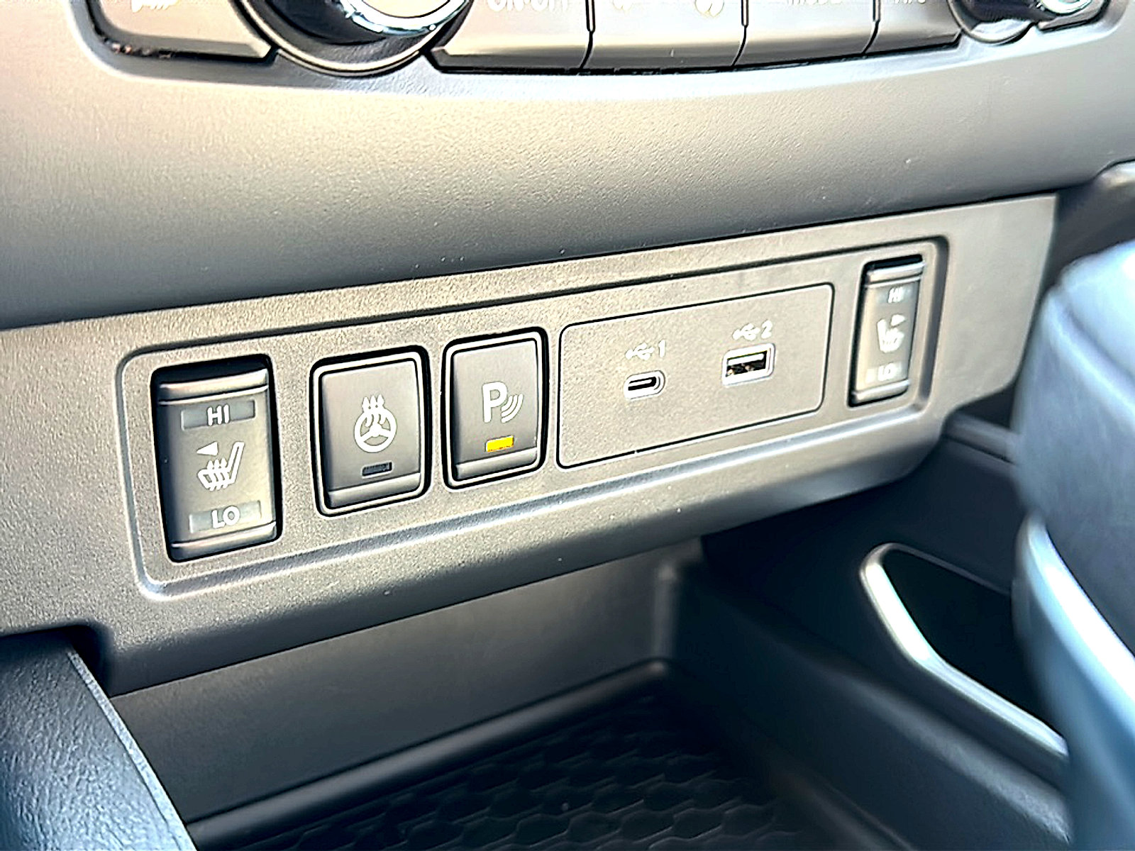 New 2026 Nissan Frontier SV w/ SV Convenience Package image 25