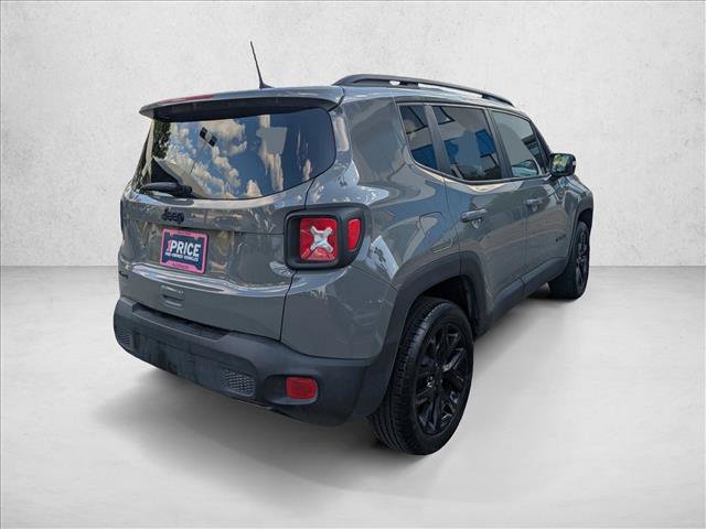 Used 2022 Jeep Renegade Altitude w/ Sun/Sound Group AWD/4WD image 5