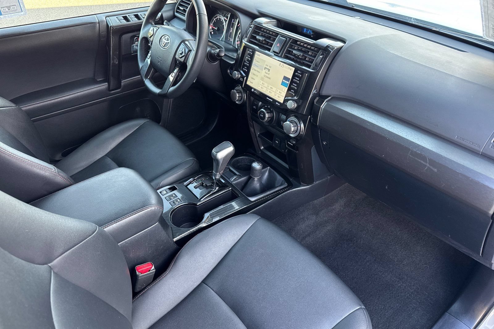 Used 2020 Toyota 4Runner TRD Off-Road Premium w/ Moonroof Package AWD/4WD image 19