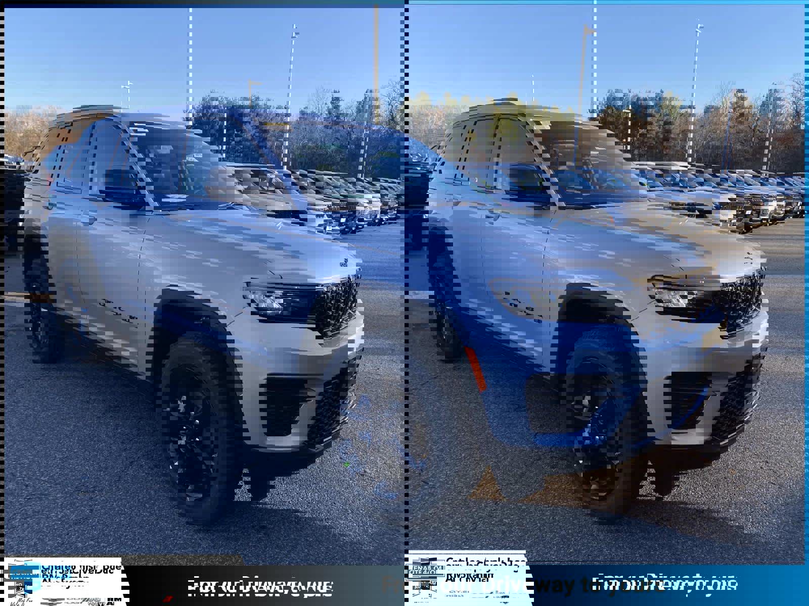 New 2025 Jeep Grand Cherokee Laredo