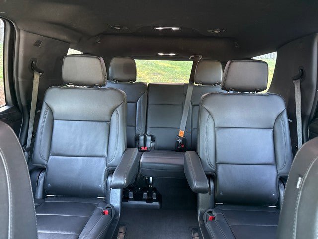 Used 2022 Chevrolet Tahoe LT w/ Luxury Package AWD/4WD image 28