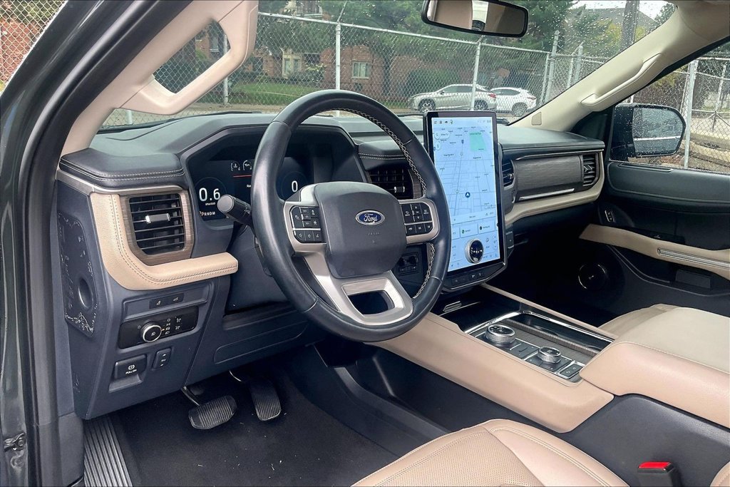 Certified 2023 Ford Expedition Limited AWD/4WD image 13