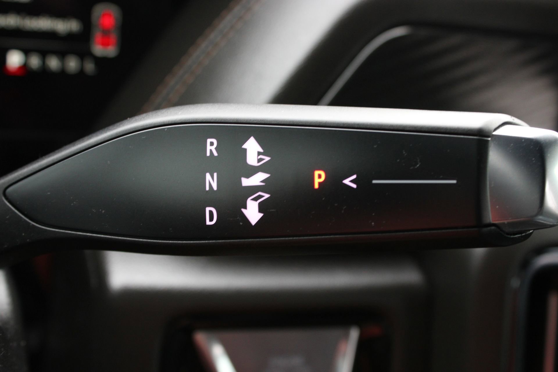 Used 2025 GMC Yukon AT4 w/ LPO, Floor Liner Package image 25