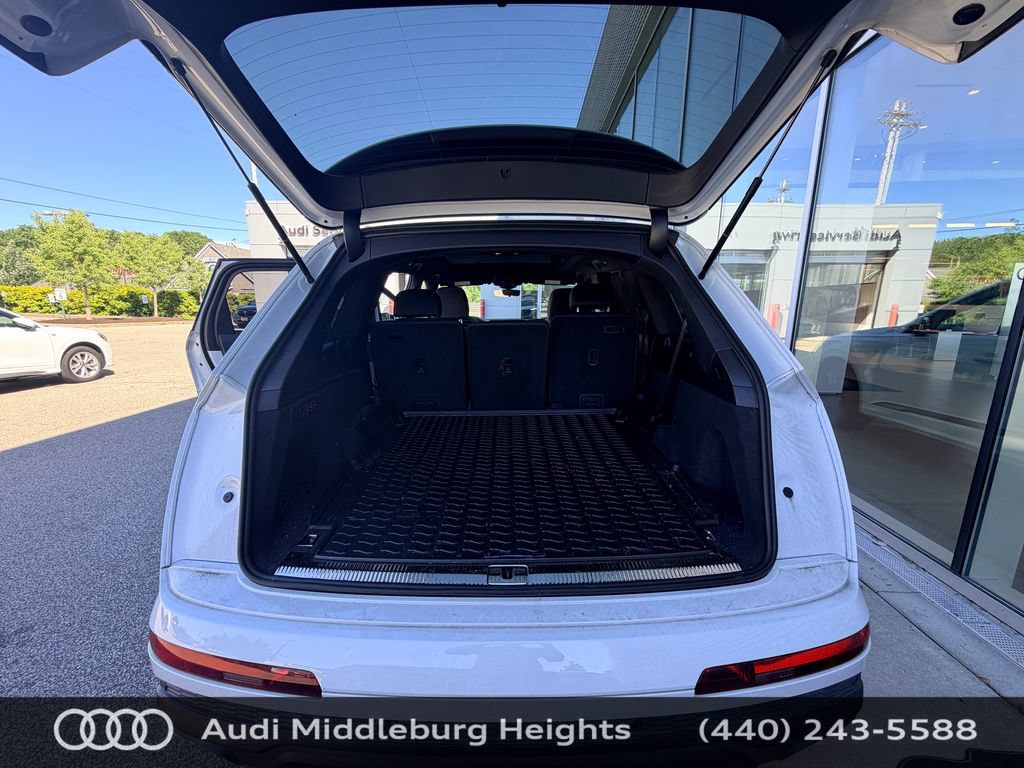 Certified 2025 Audi Q7 3.0T Premium Plus w/ Premium Plus Package AWD/4WD image 36