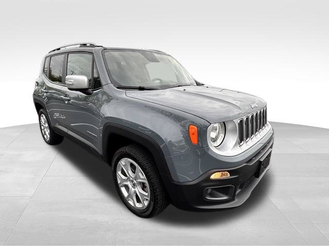 Used 2017 Jeep Renegade Limited AWD/4WD image 10