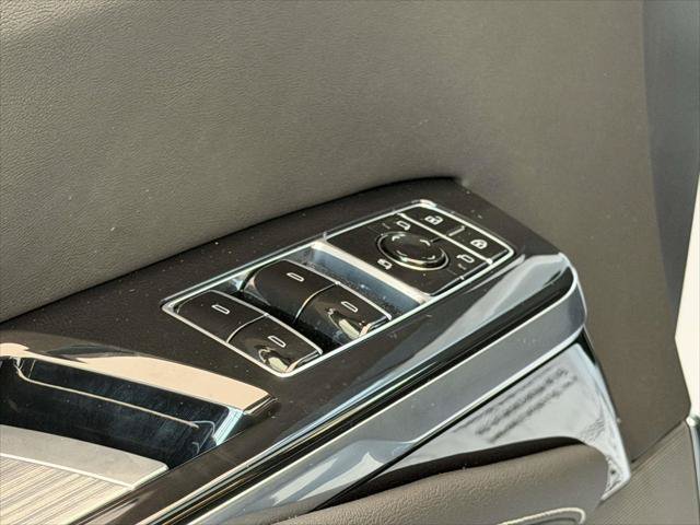 Used 2026 Cadillac Escalade Luxury w/ Touring Package AWD/4WD image 19