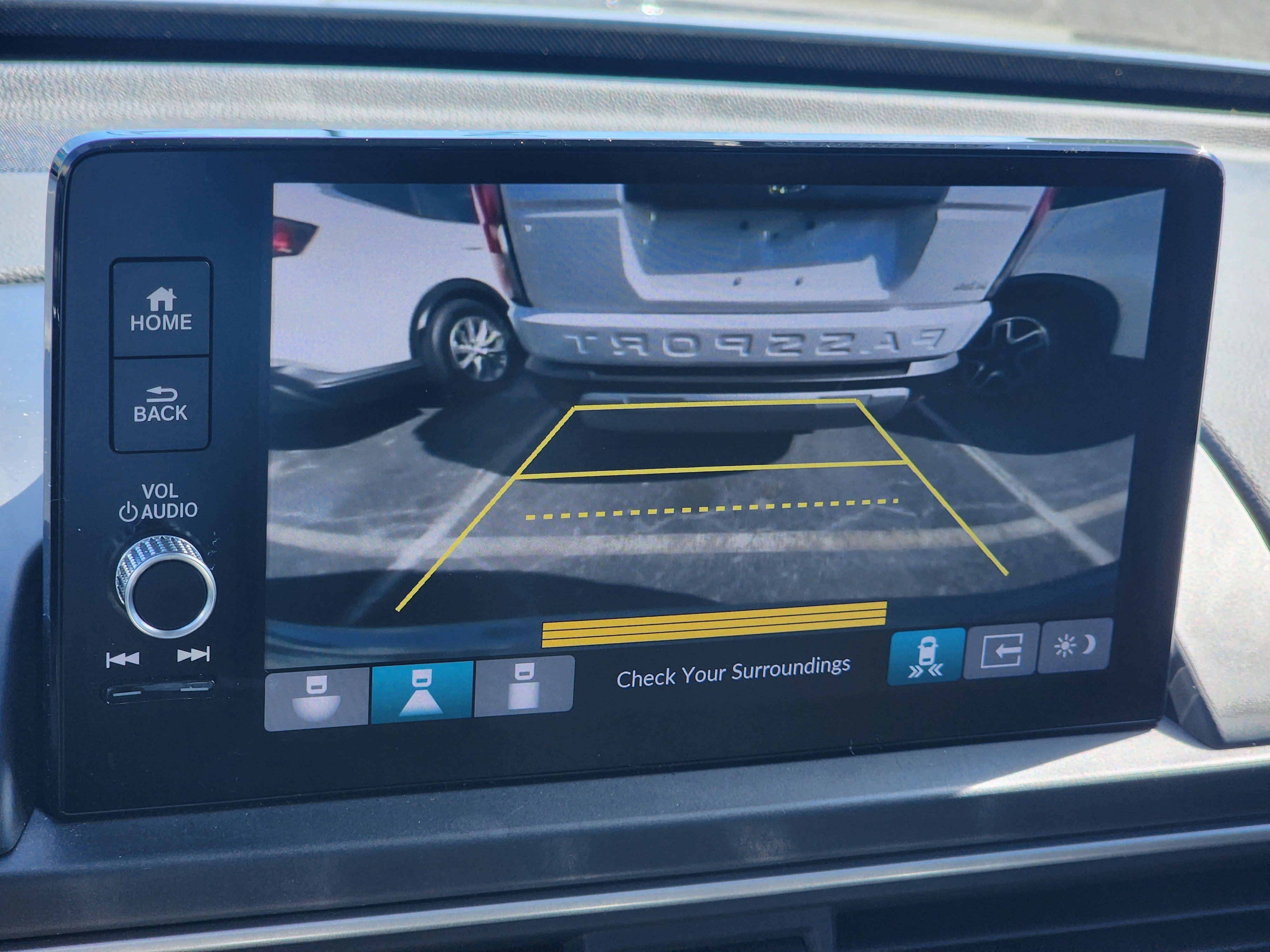 Certified 2025 Honda Pilot Touring image 19