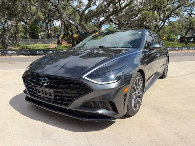 Used 2020 Hyundai Sonata Limited FWD image 2