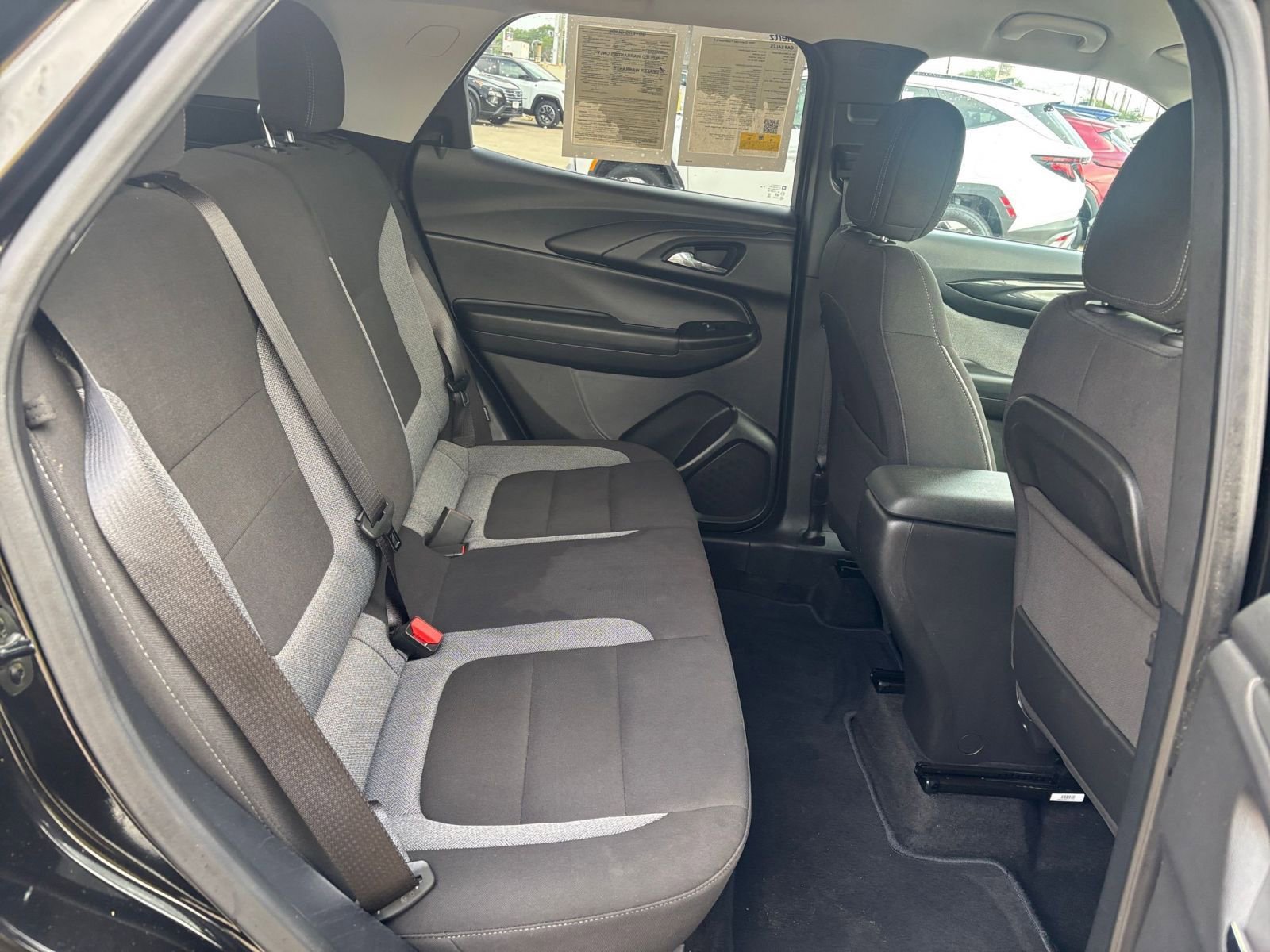 Used 2025 Chevrolet TrailBlazer LT FWD image 24