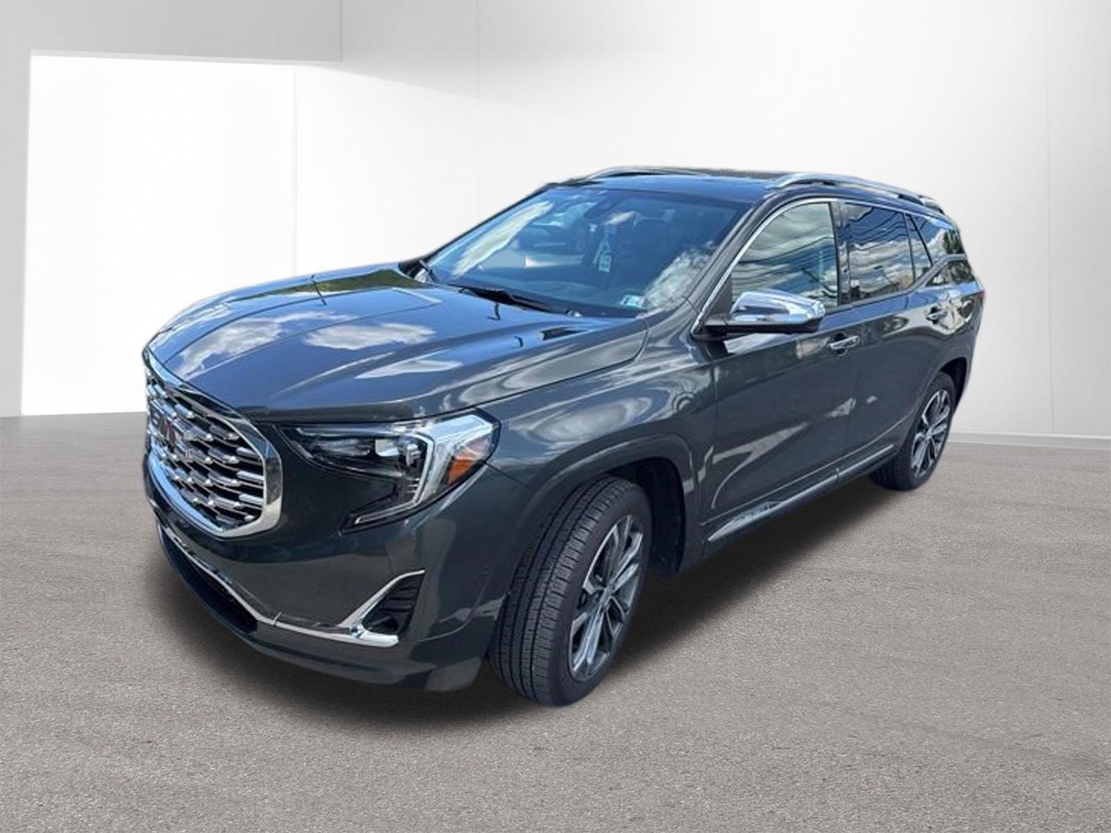 Used 2020 GMC Terrain Denali w/ Denali Premium Package AWD/4WD image 29
