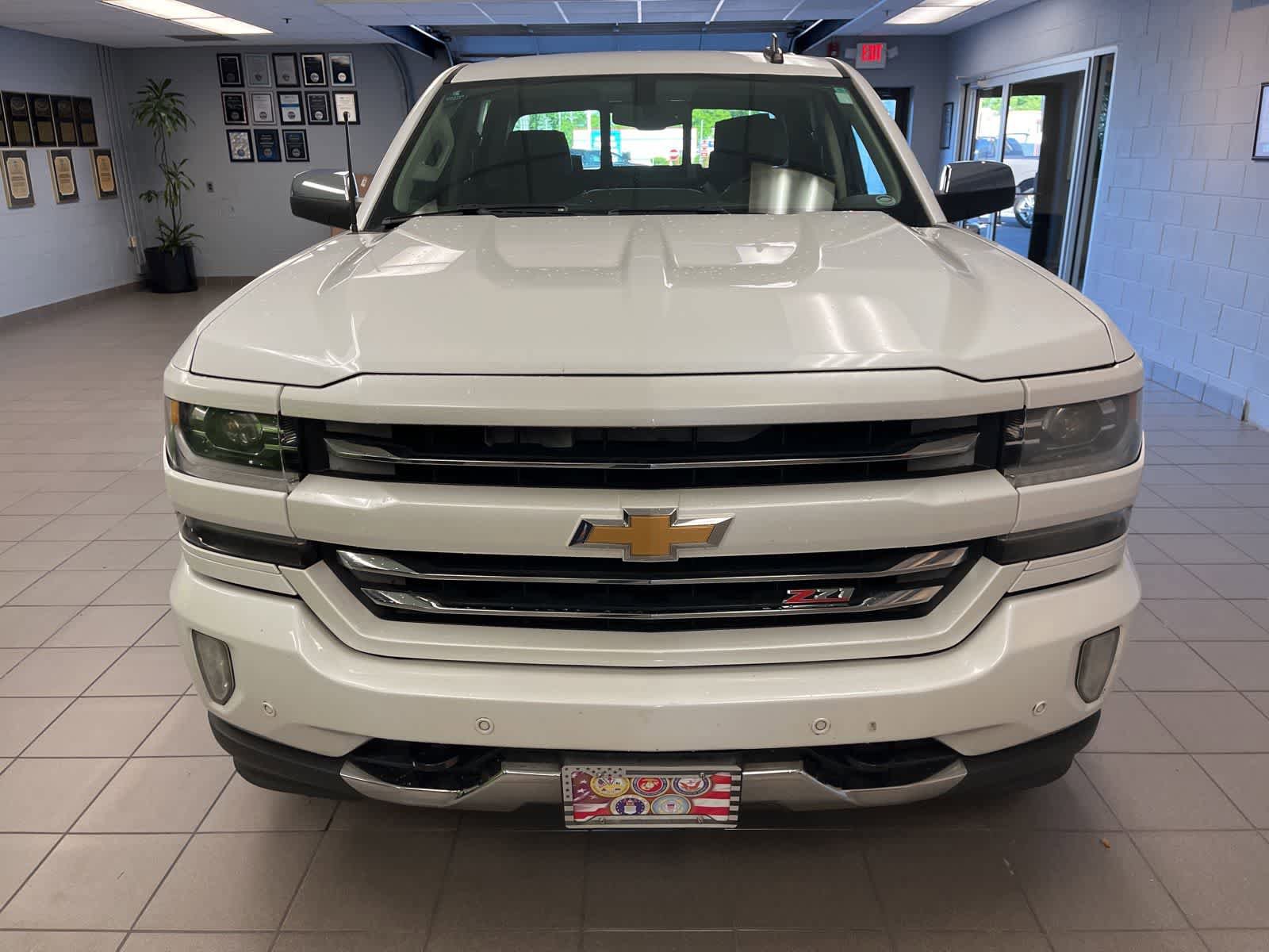 Used 2016 Chevrolet Silverado 1500 LTZ Z71 w/ LTZ Plus Package AWD/4WD image 25