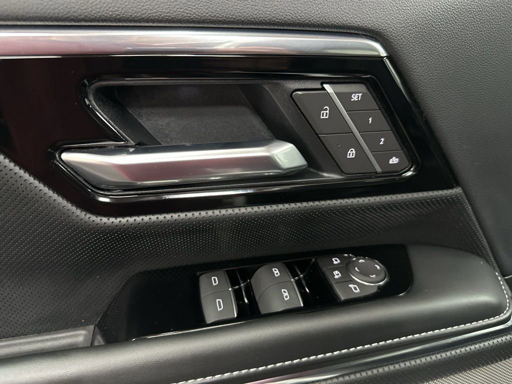 Used 2025 GMC Sierra EV Denali image 20