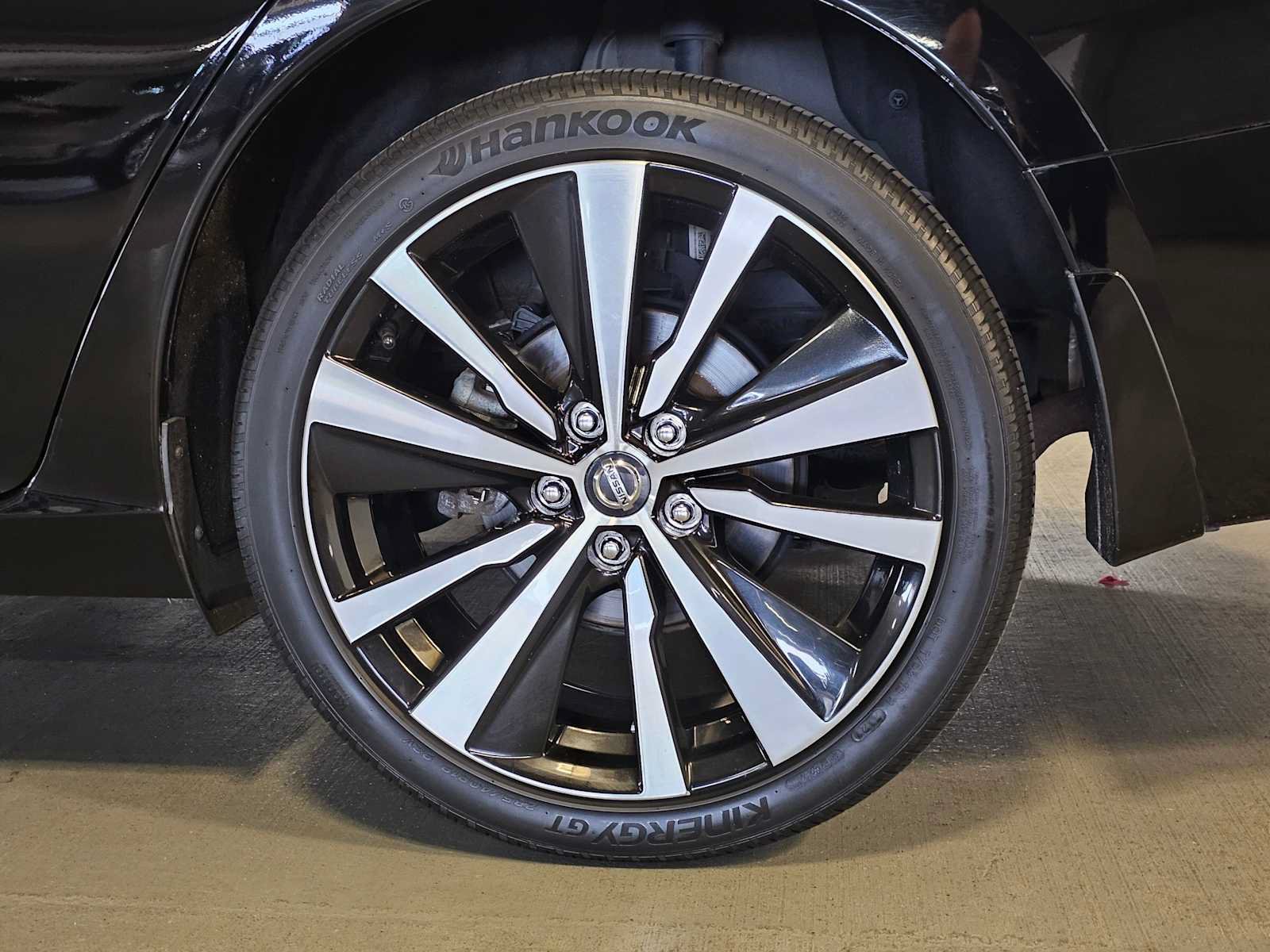 Used 2022 Nissan Altima 2.5 SR AWD/4WD image 8