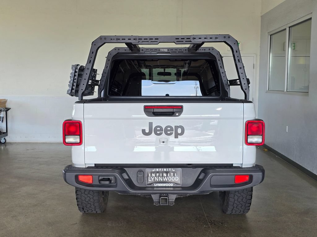 Used 2023 Jeep Gladiator Sport AWD/4WD image 5
