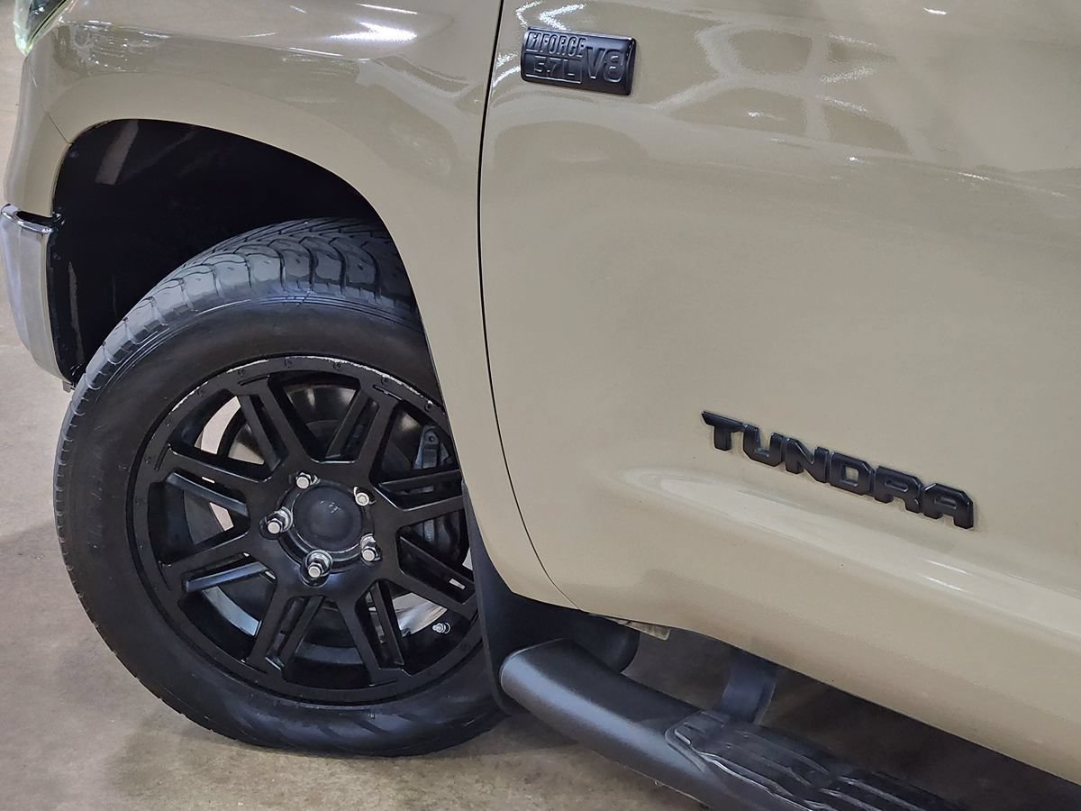 Used 2020 Toyota Tundra SR5 w/ SR5 Leather Package AWD/4WD image 23