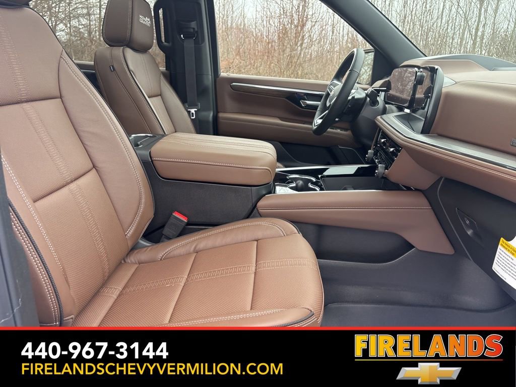 New 2026 Chevrolet Suburban High Country image 40