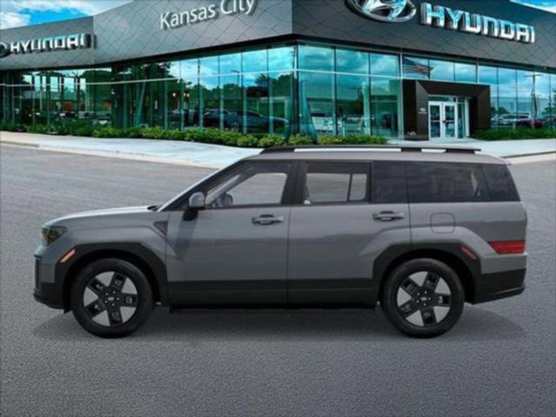New 2026 Hyundai Santa Fe SEL image 2