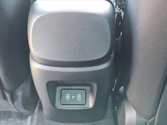 Used 2025 Hyundai Elantra SE FWD image 22