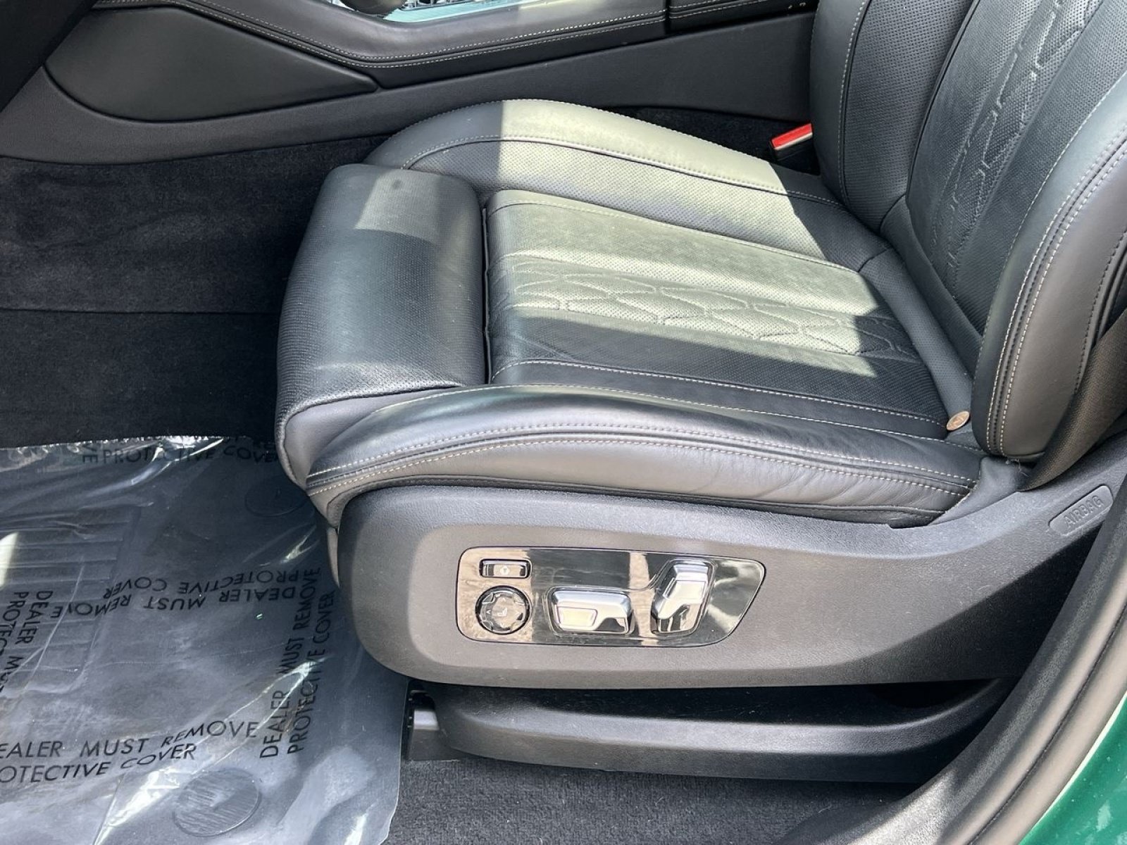 Used 2025 BMW X6 M60i AWD/4WD image 15