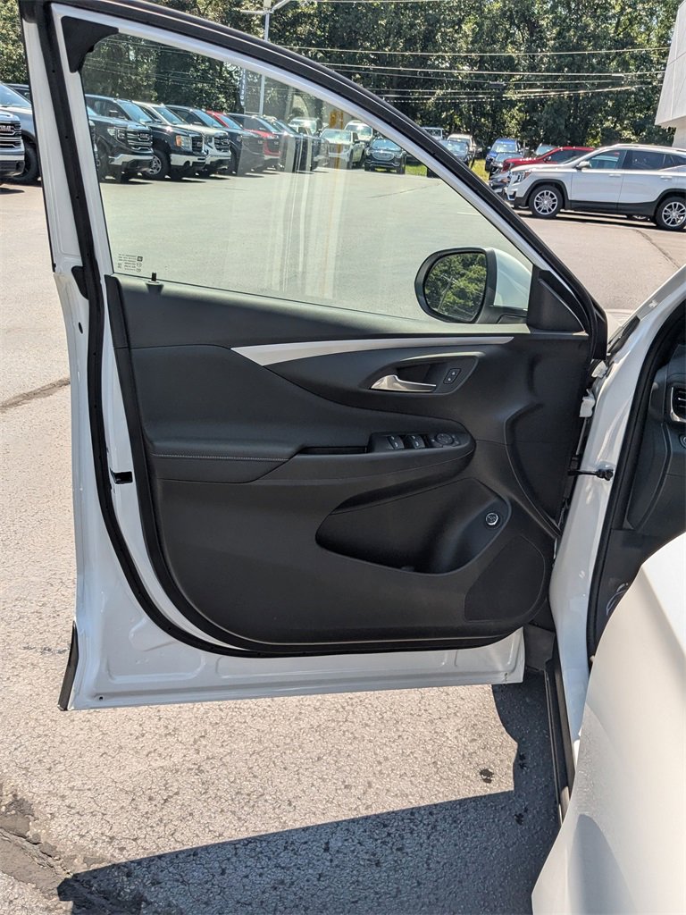 New 2025 Buick Envista Preferred w/ Convenience I Package image 11