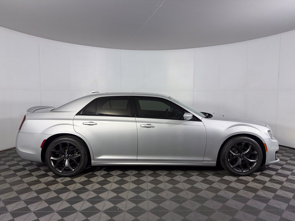 Certified 2022 Chrysler 300 S RWD image 6