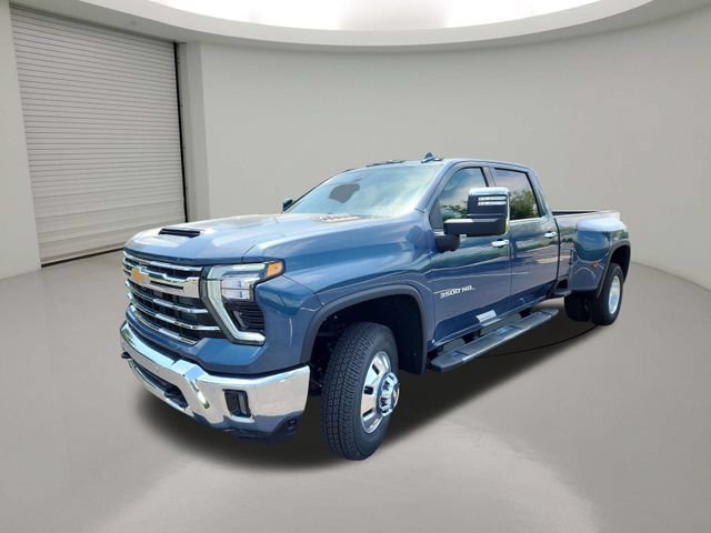 New 2026 Chevrolet Silverado 3500 LTZ w/ LTZ Plus Package AWD/4WD image 3