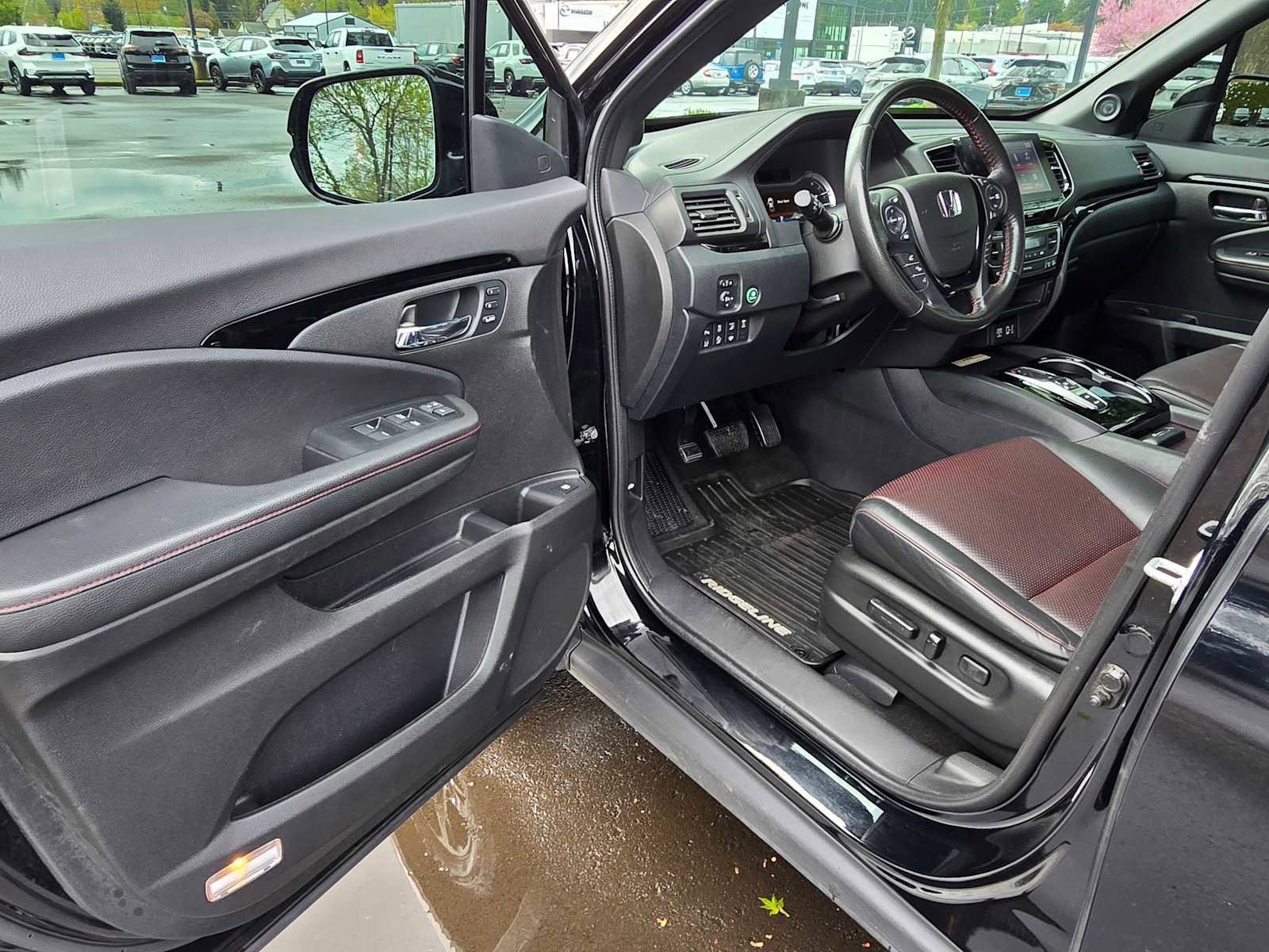 Used 2023 Honda Ridgeline Black Edition image 18