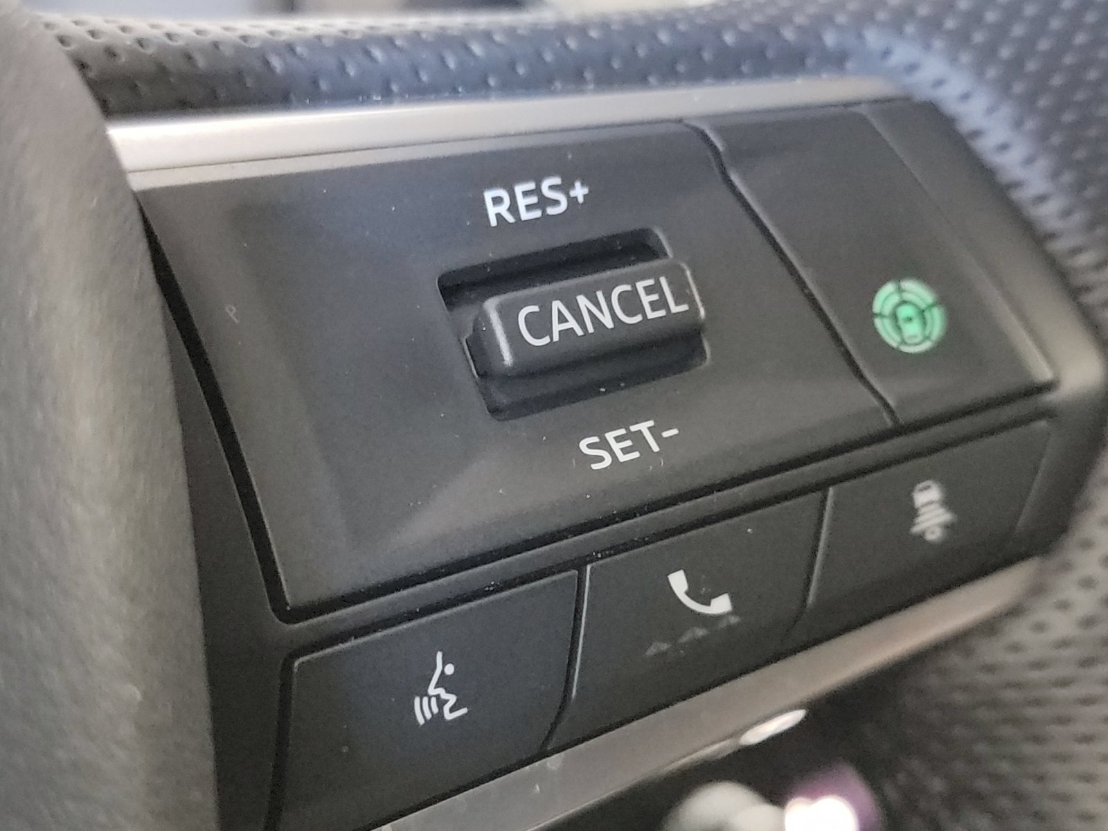Used 2023 Mitsubishi Outlander SE AWD/4WD image 33