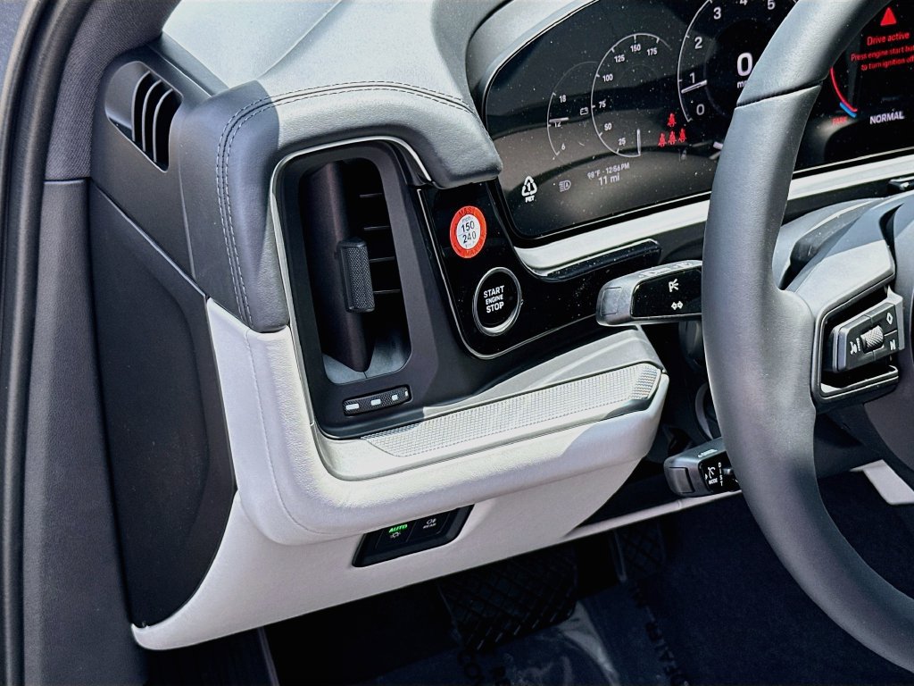 New 2026 Porsche Cayenne AWD/4WD image 10