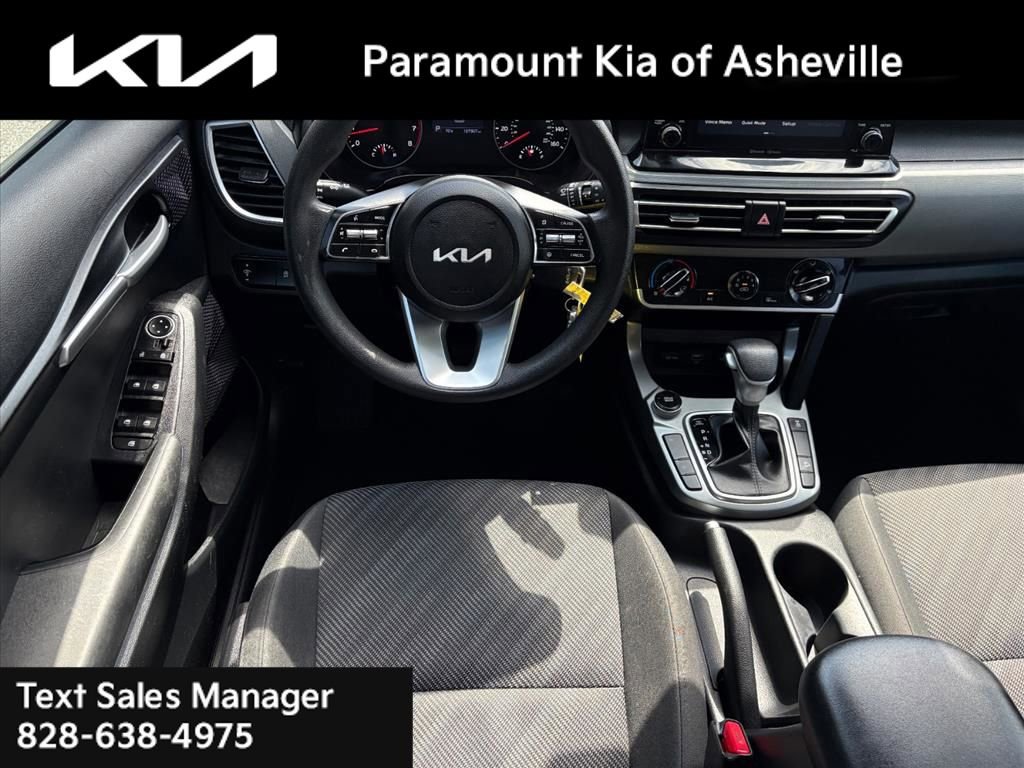 Used 2022 Kia Seltos LX image 20