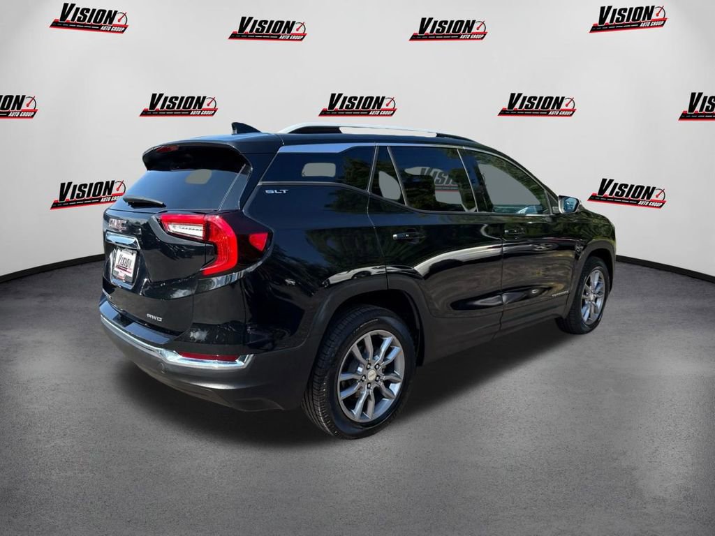 Used 2022 GMC Terrain SLT image 5