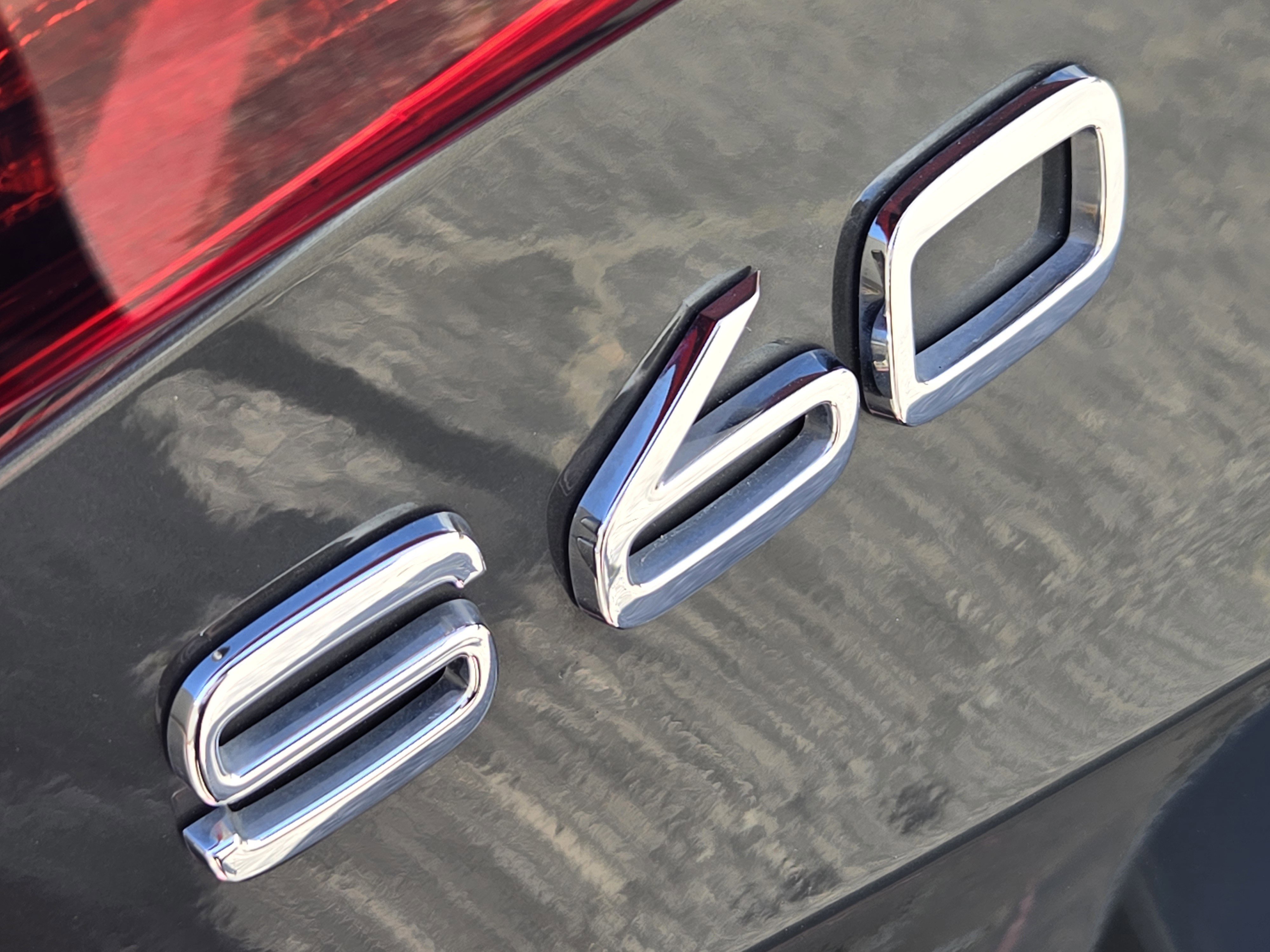 Used 2022 Volvo S60 T8 R-Design Expression w/ Premium Package image 40