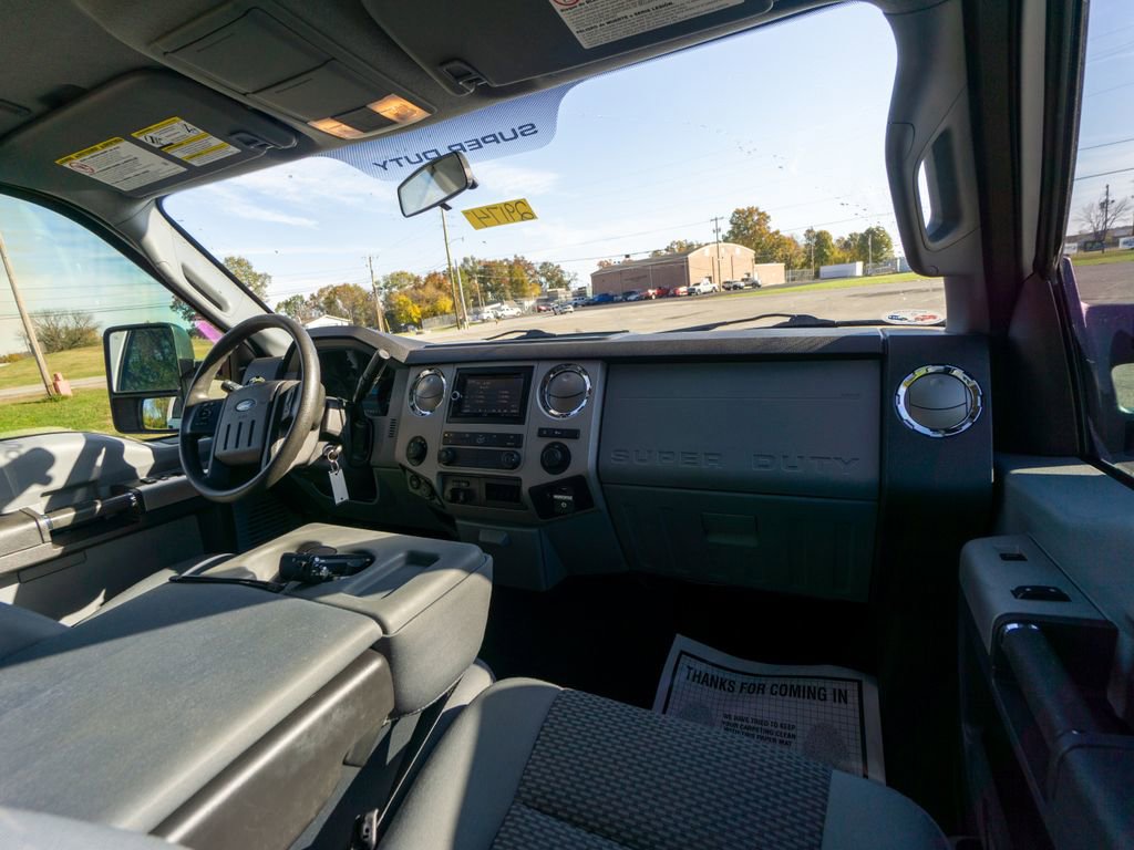 Used 2015 Ford F250 XLT w/ XLT Interior Package image 29