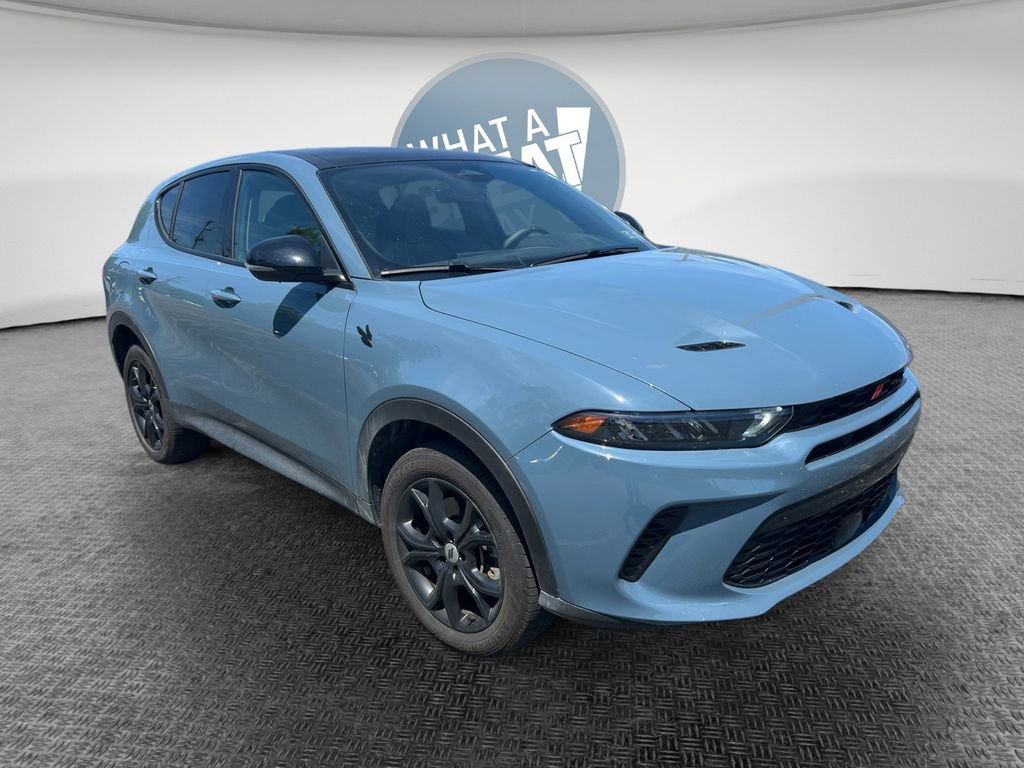 Used 2023 Dodge Hornet GT Plus w/ GT Blacktop Package AWD/4WD image 1