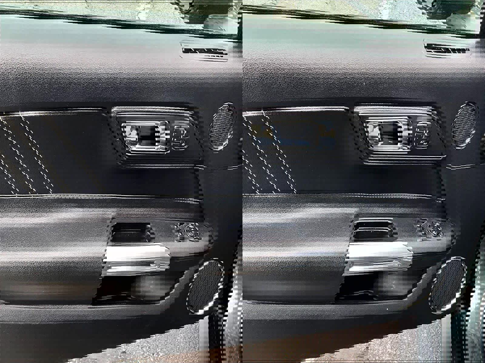 Used 2015 Ford Mustang Premium w/ Ecoboost Performance Package image 8