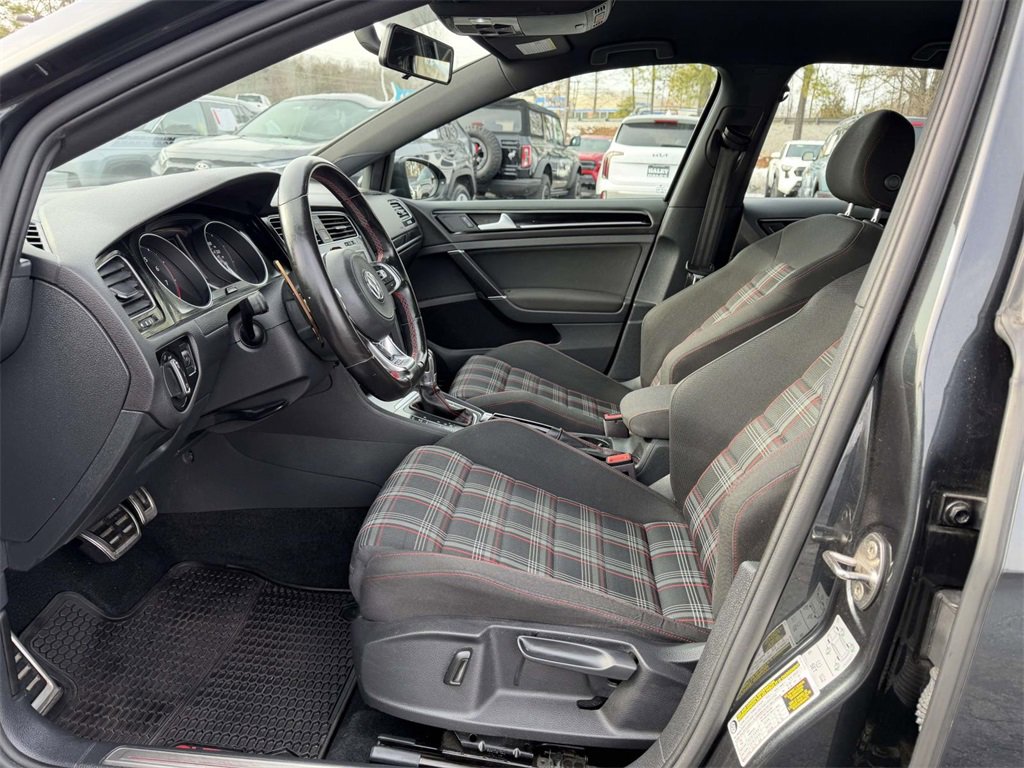 Used 2017 Volkswagen GTI S image 15