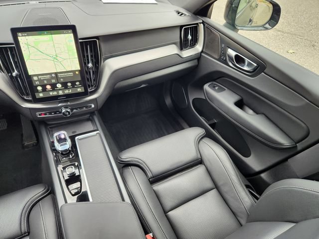 Certified 2026 Volvo XC60 B5 Ultra w/ Climate Package AWD/4WD image 14