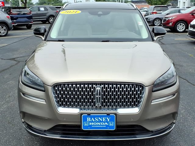 Used 2021 Lincoln Corsair Reserve w/ Equipment Group 201A AWD/4WD image 2