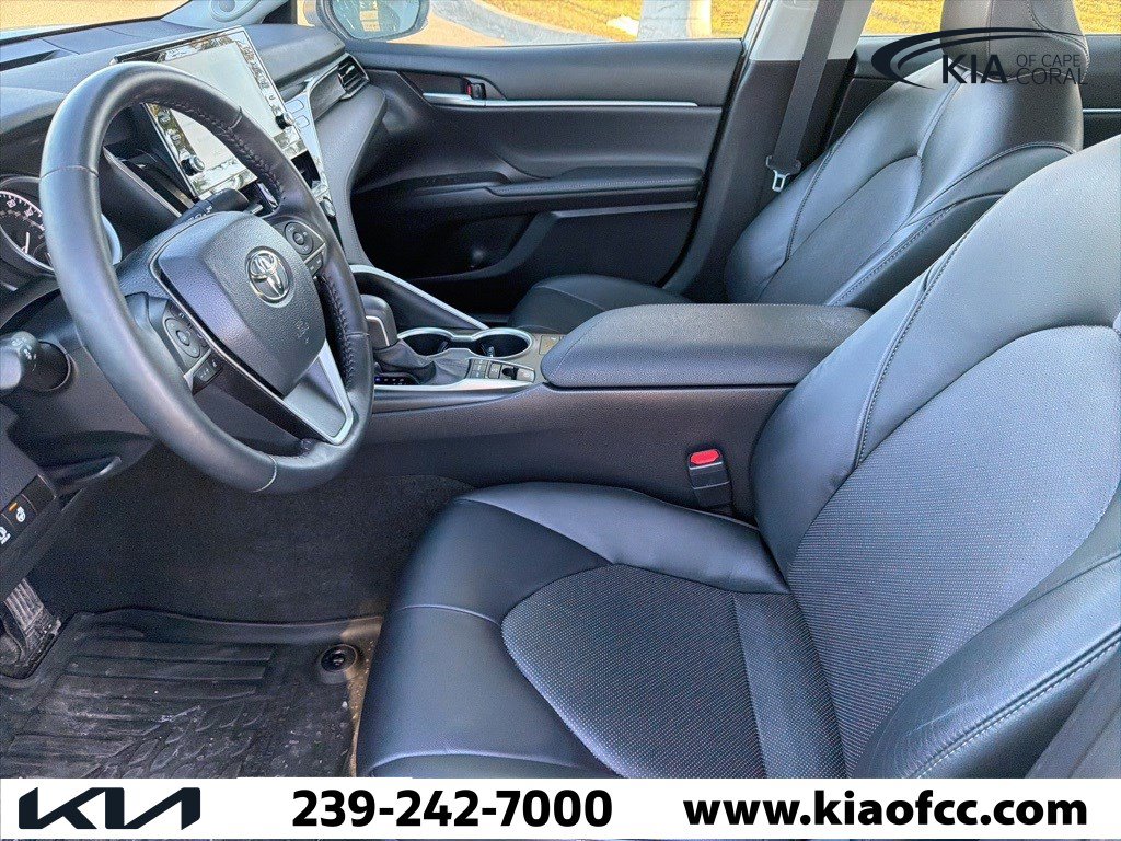 Used 2023 Toyota Camry XLE w/ Navigation Package image 4