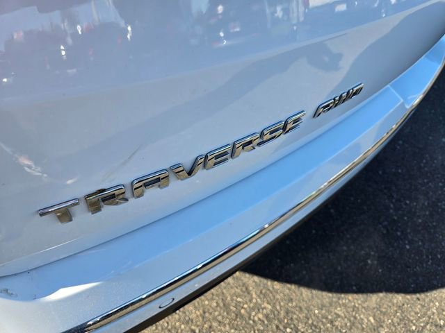 Used 2023 Chevrolet Traverse Premier image 9