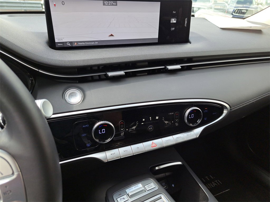 Used 2025 Genesis GV70 2.5T image 15